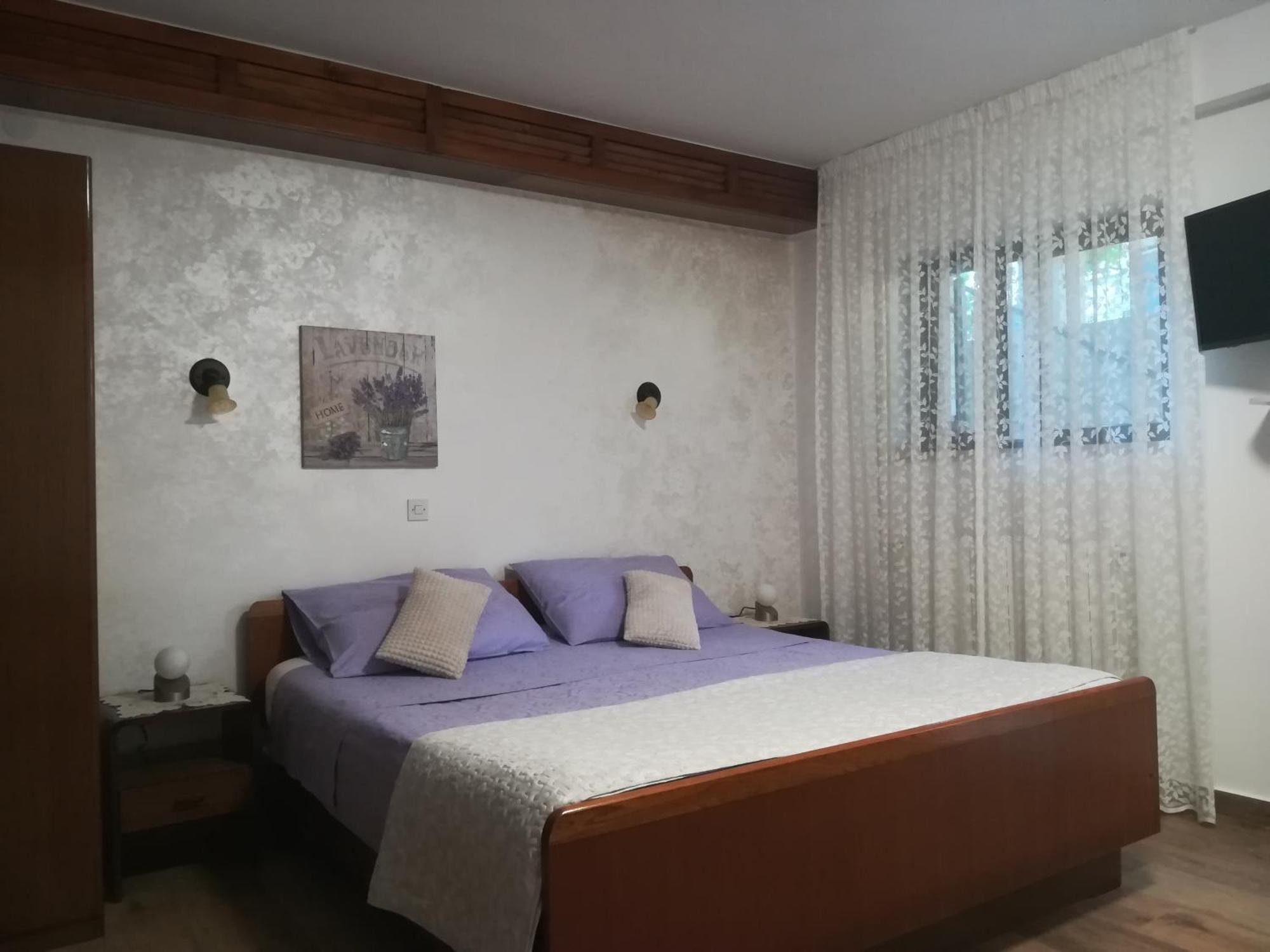 Apartmani Villa Otilija Πόρετς Εξωτερικό φωτογραφία
